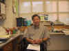 Dr. Ho in pepitelab.JPG (104980 bytes)